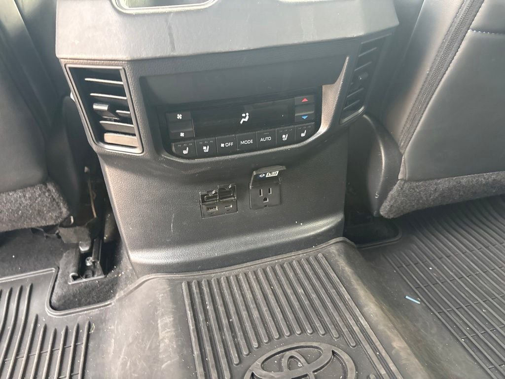 2023 Toyota Sequoia Platinum