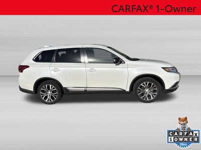 2017 Mitsubishi Outlander ES