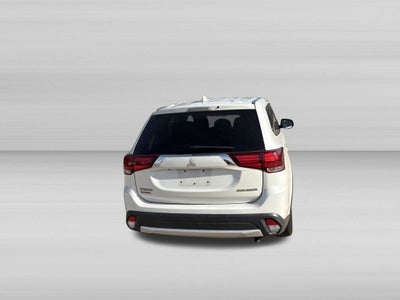 2017 Mitsubishi Outlander ES