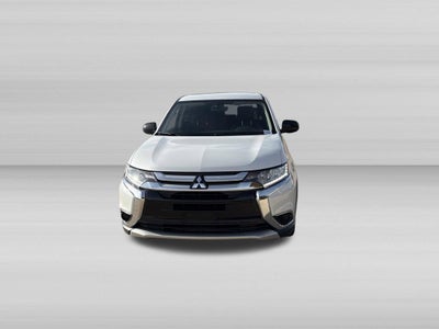 2017 Mitsubishi Outlander ES