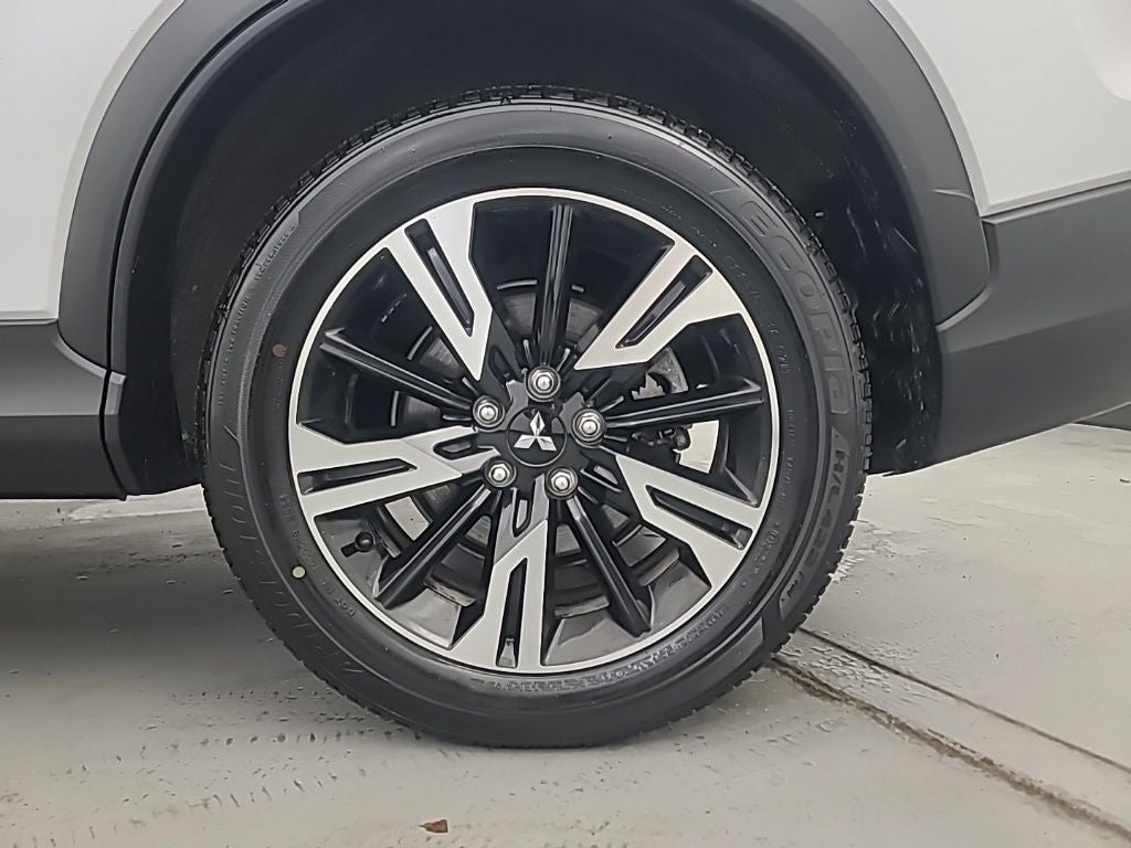 2025 Mitsubishi Eclipse Cross SE