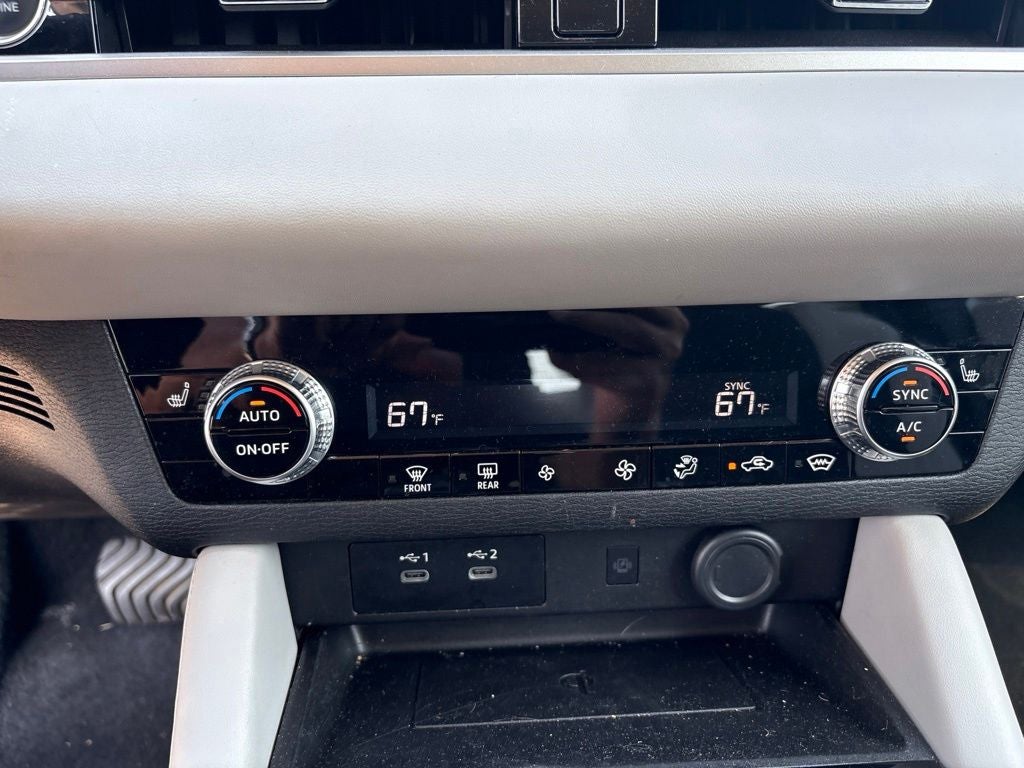 2025 Mitsubishi Outlander SE