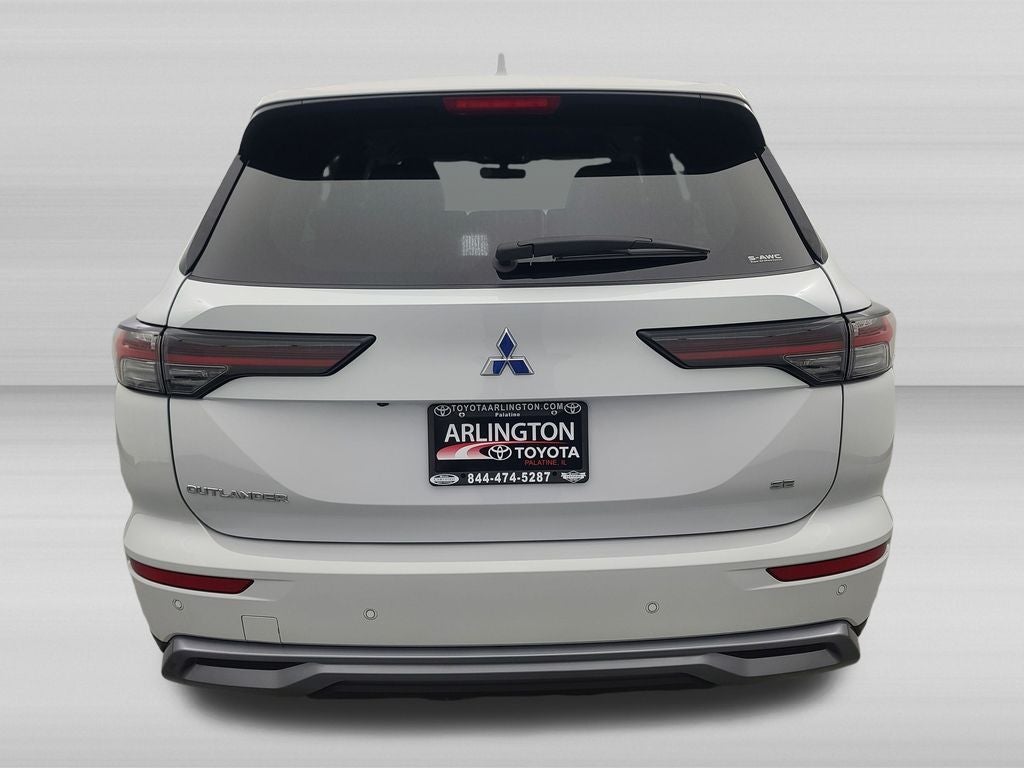 2025 Mitsubishi Outlander SE