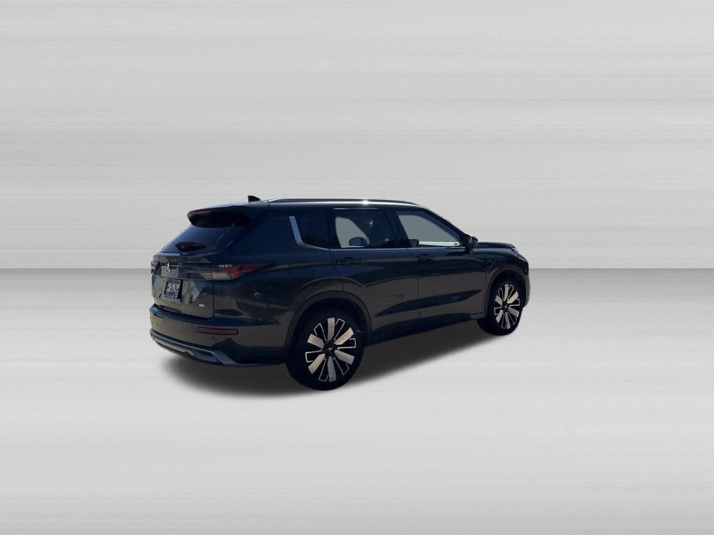 2025 Mitsubishi Outlander SEL