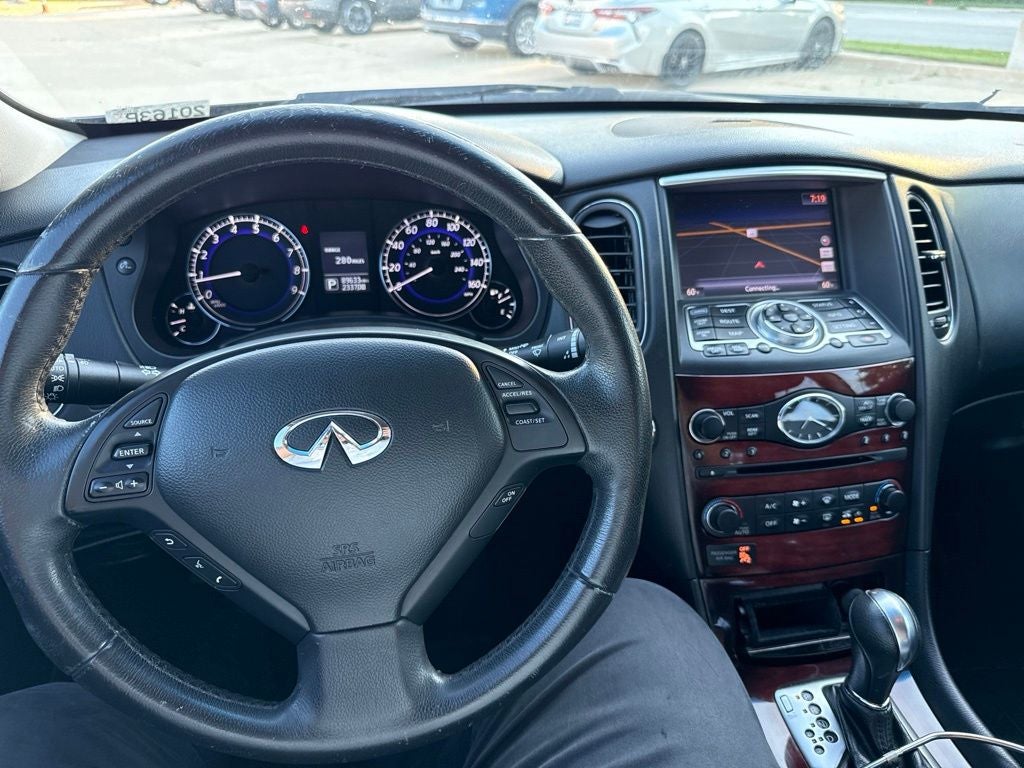 2016 INFINITI QX50 Premium Plus