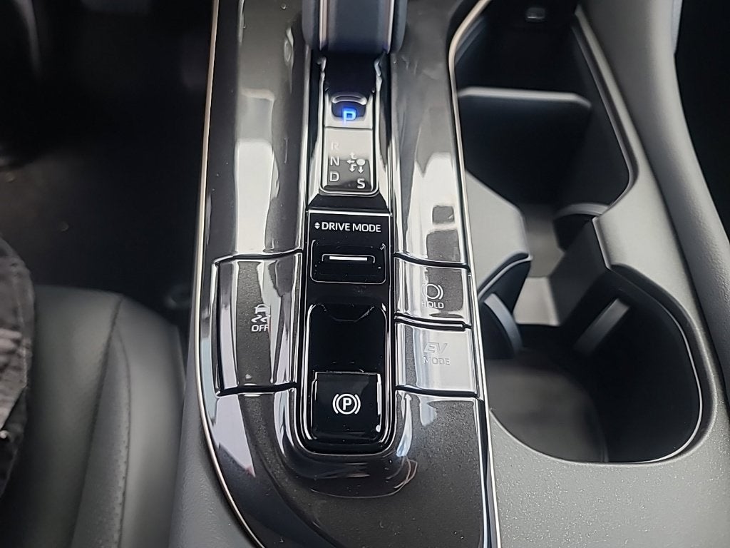 2026 Toyota Toyota Crown Signia Limited