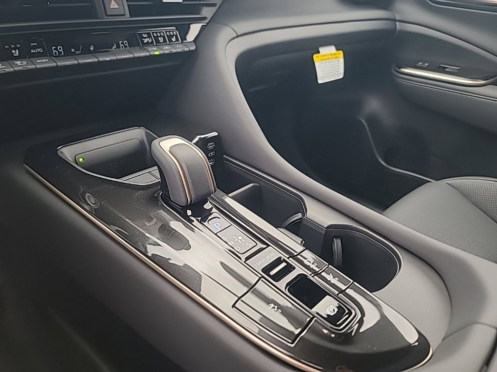 2026 Toyota Toyota Crown Signia XLE