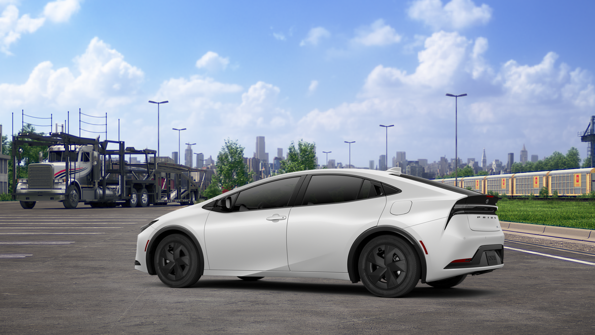 2026 Toyota Prius Plug-in Hybrid SE