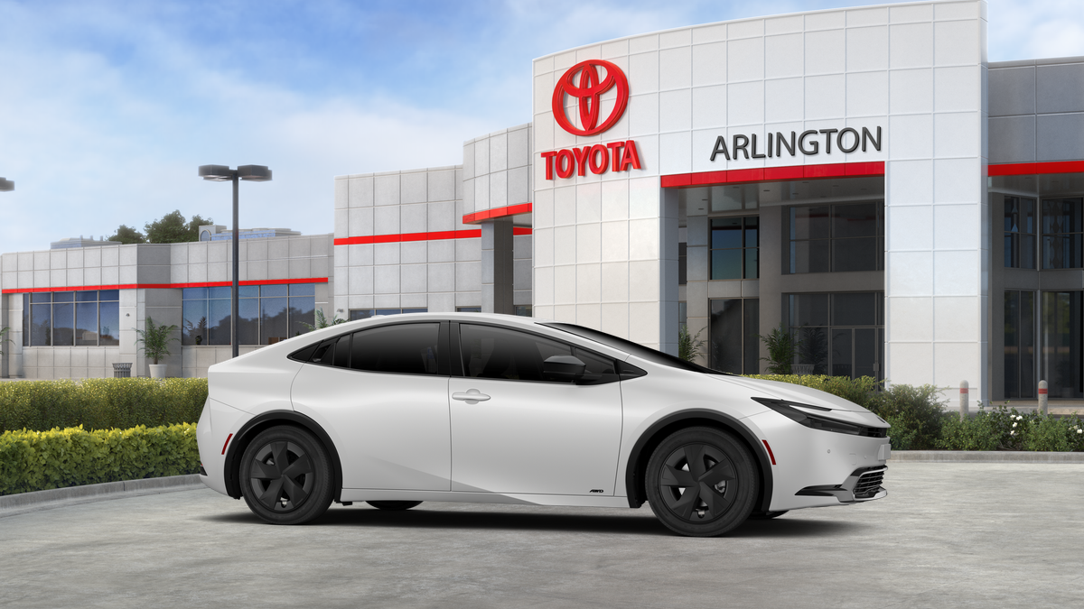 2027 Toyota Prius LE AWD
