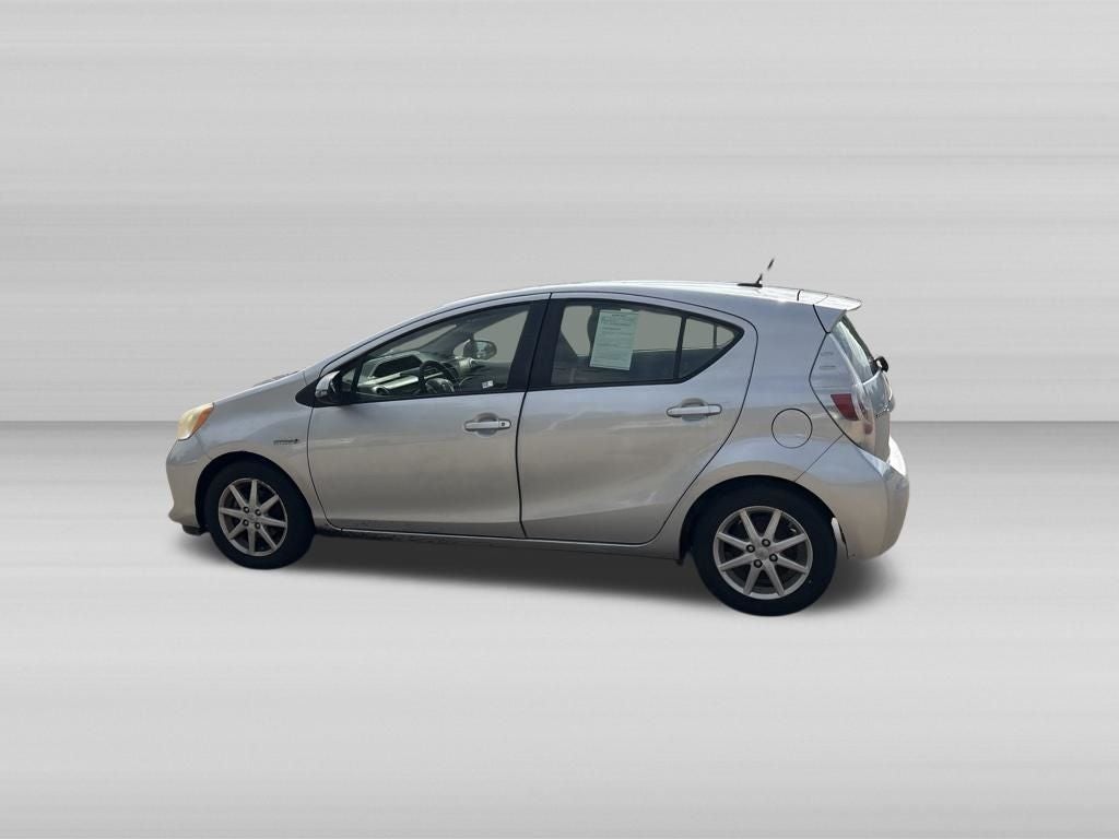 2013 Toyota PRIUS c Three