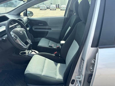 2013 Toyota PRIUS c Three