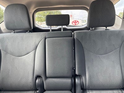 2014 Toyota PRIUS v Three
