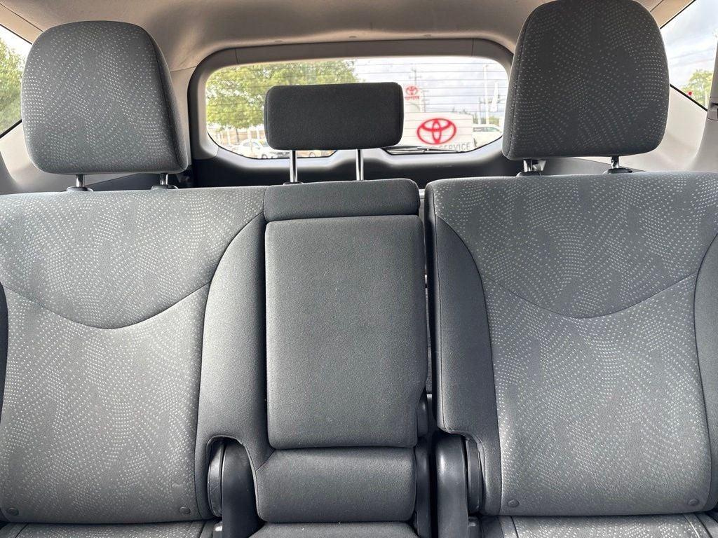 2014 Toyota PRIUS v Three