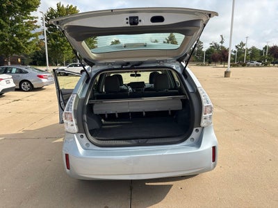 2014 Toyota PRIUS v Three