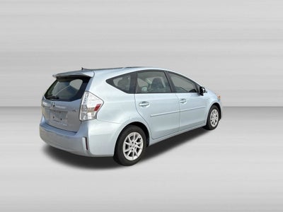 2014 Toyota PRIUS v Three