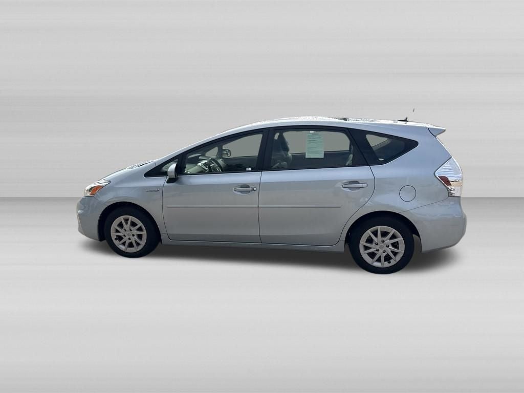 2014 Toyota PRIUS v Three
