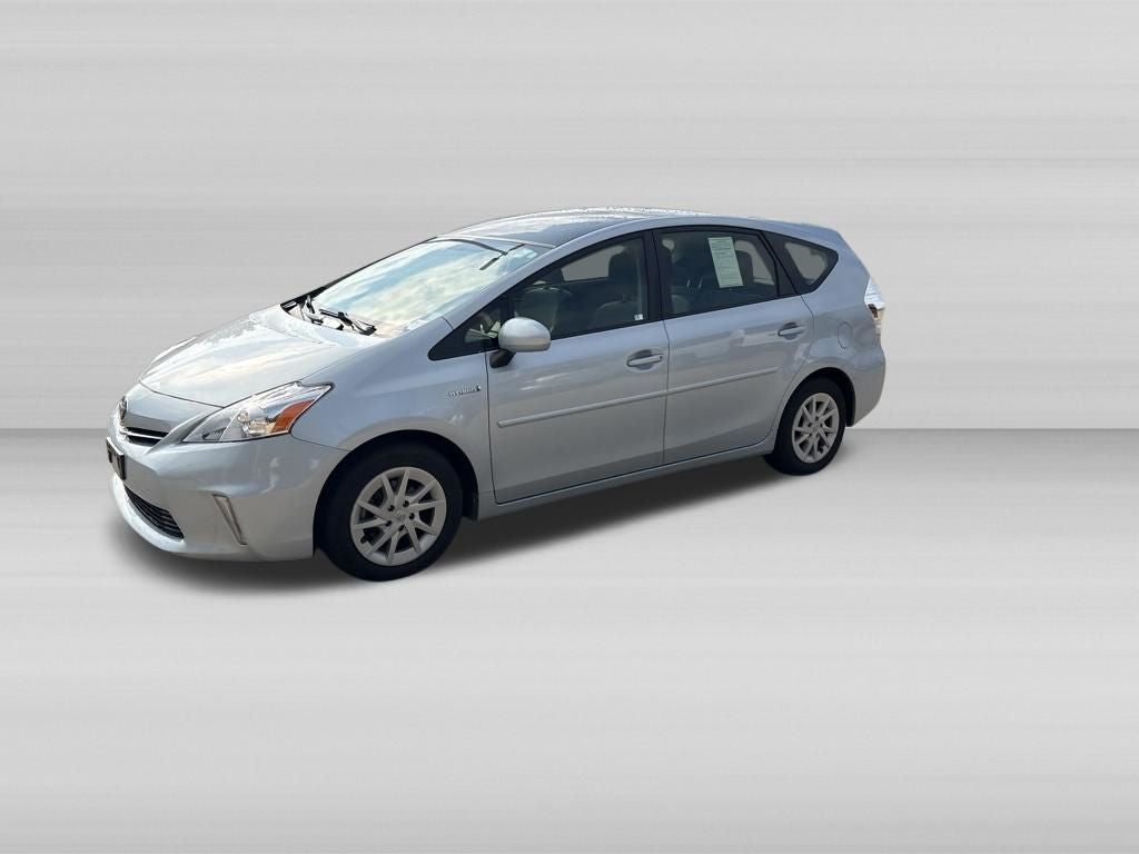 2014 Toyota PRIUS v Three