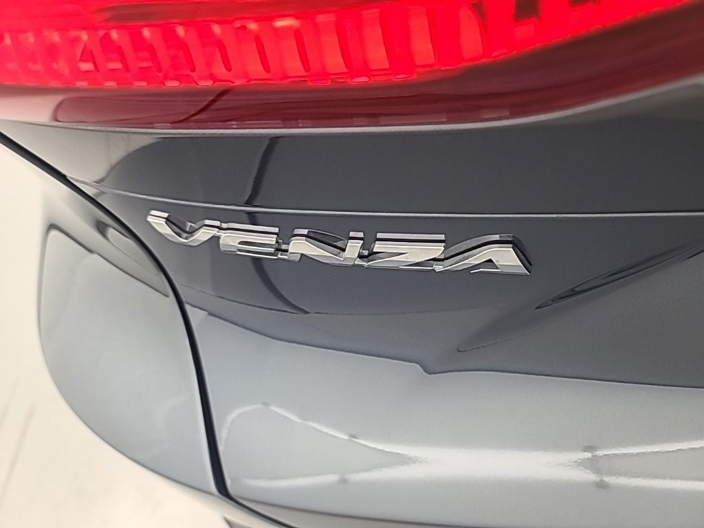 2023 Toyota Venza Limited