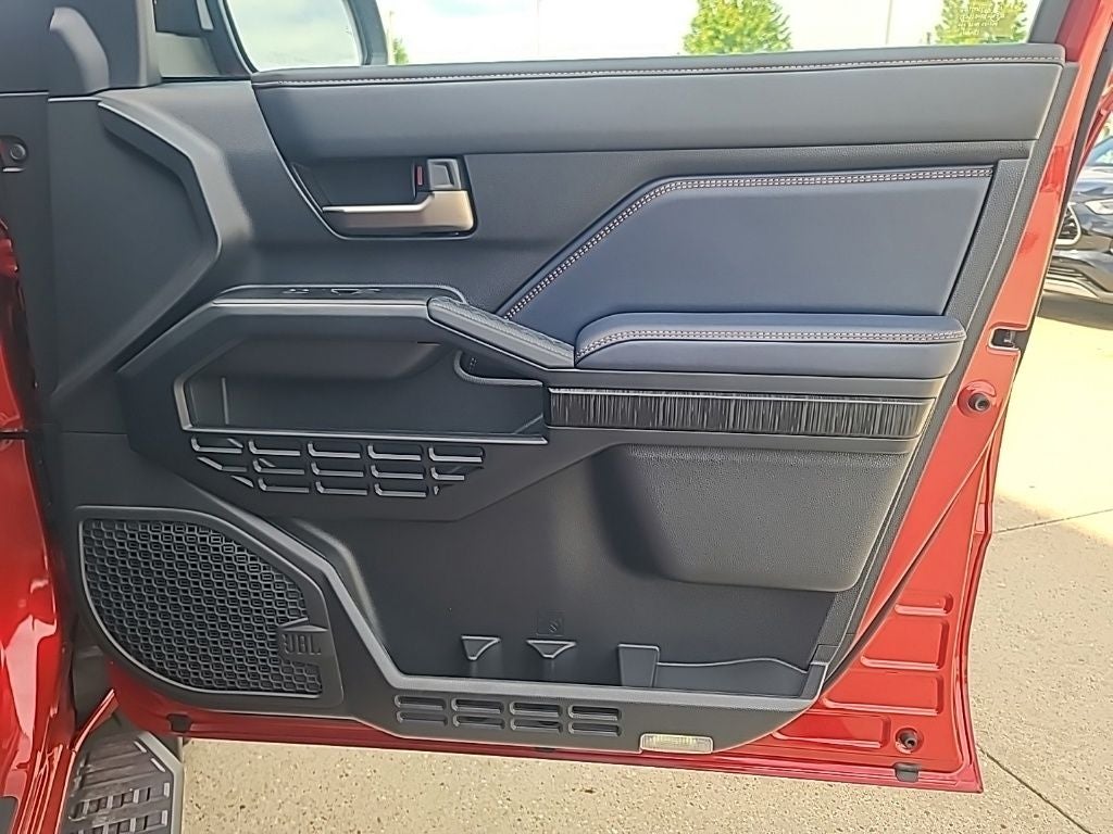 2026 Toyota 4Runner i-FORCE MAX Platinum