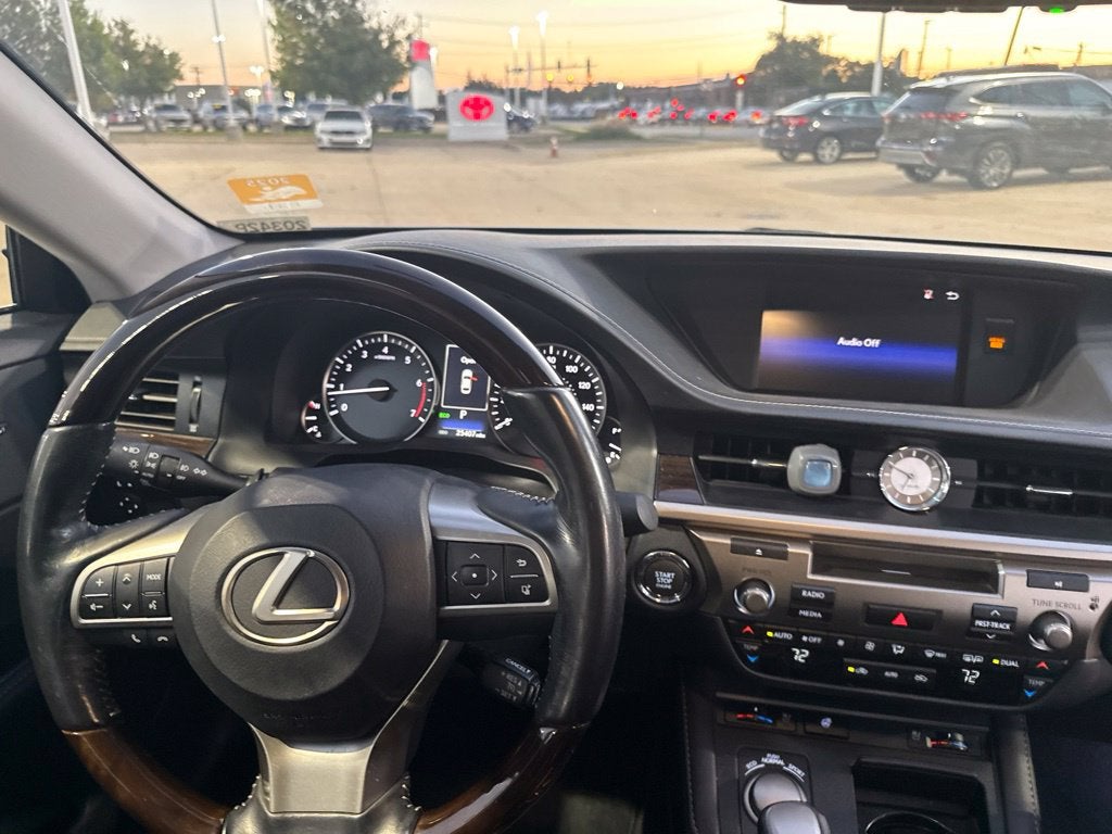 2016 Lexus ES 350