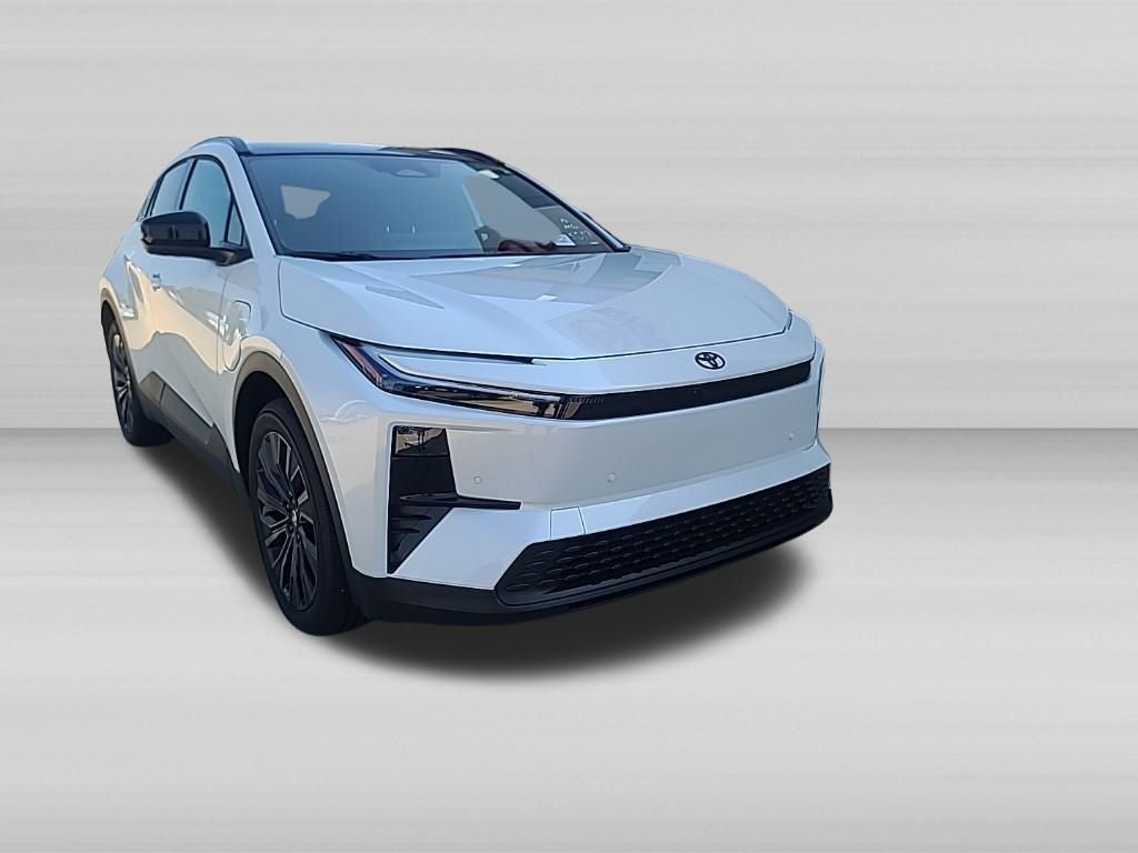 2026 Toyota C-HR XSE