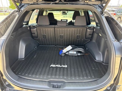 2025 Toyota RAV4 Plug-in Hybrid SE