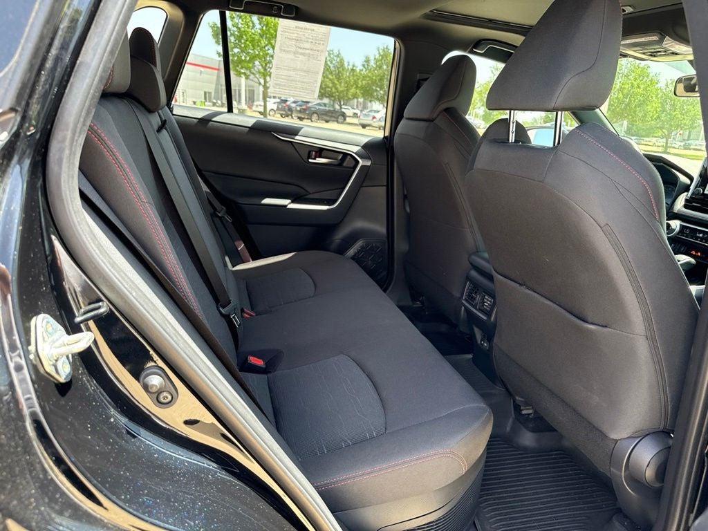 2025 Toyota RAV4 Plug-in Hybrid SE