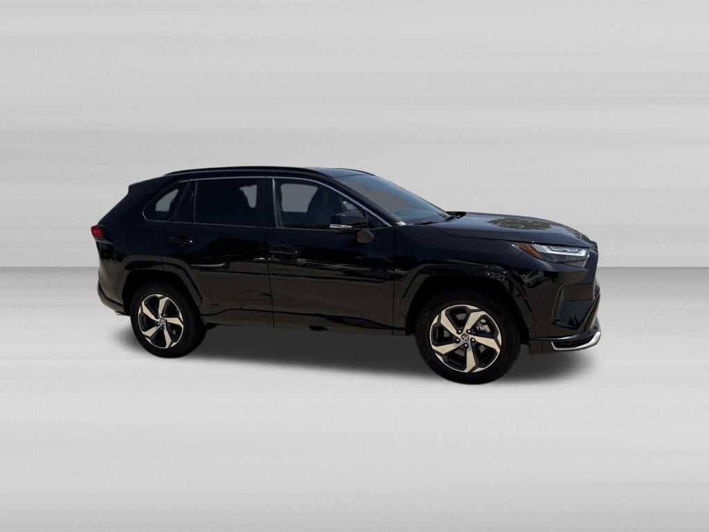 2025 Toyota RAV4 Plug-in Hybrid SE