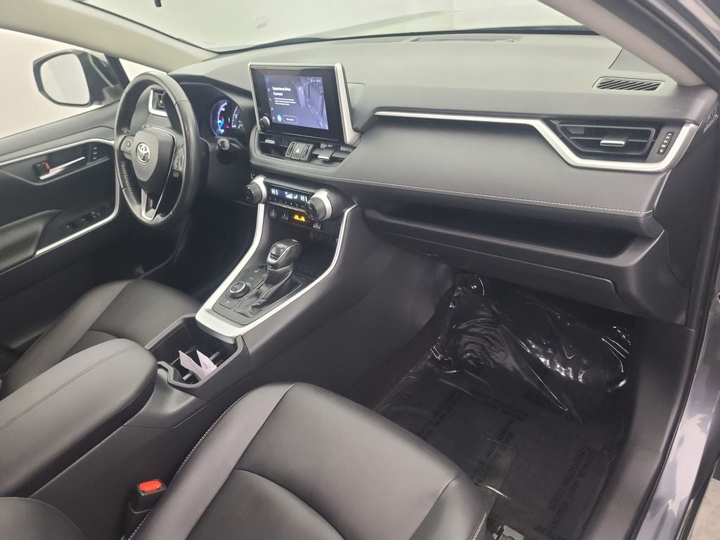2024 Toyota RAV4 HYBRID XLE Premium