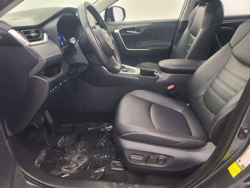 2024 Toyota RAV4 HYBRID XLE Premium