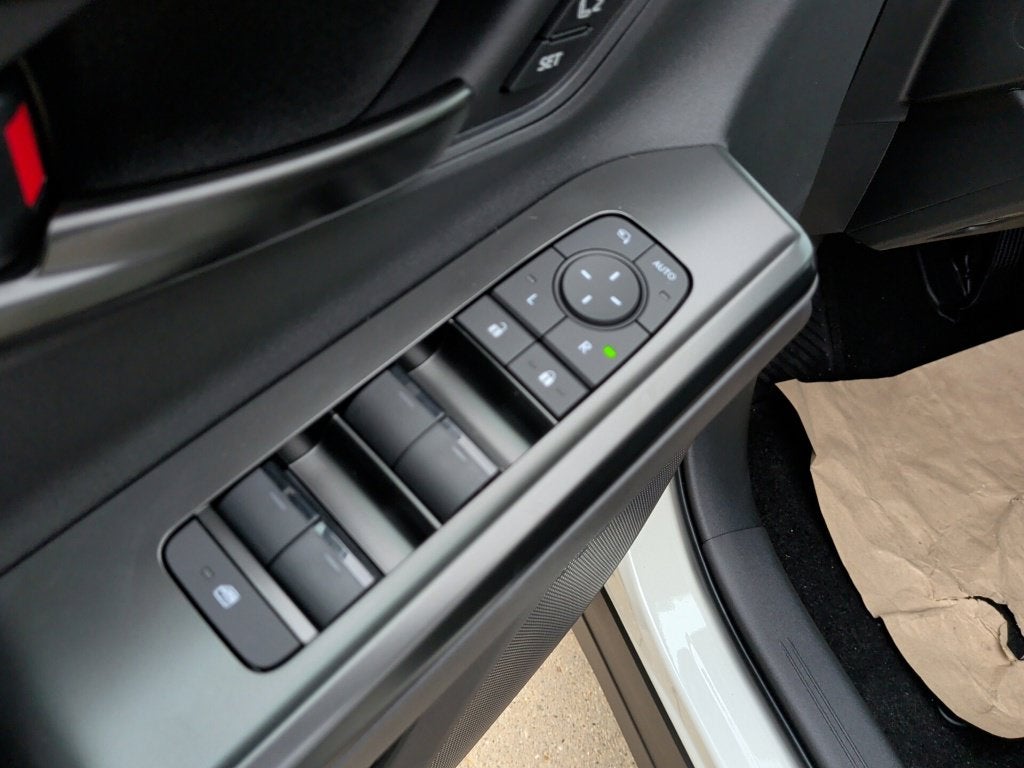 2026 Toyota bZ Woodland bZ Woodland Premium