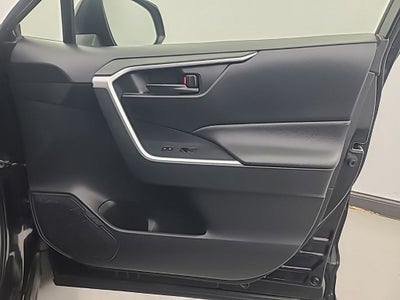 2019 Toyota RAV4 HYBRID LE