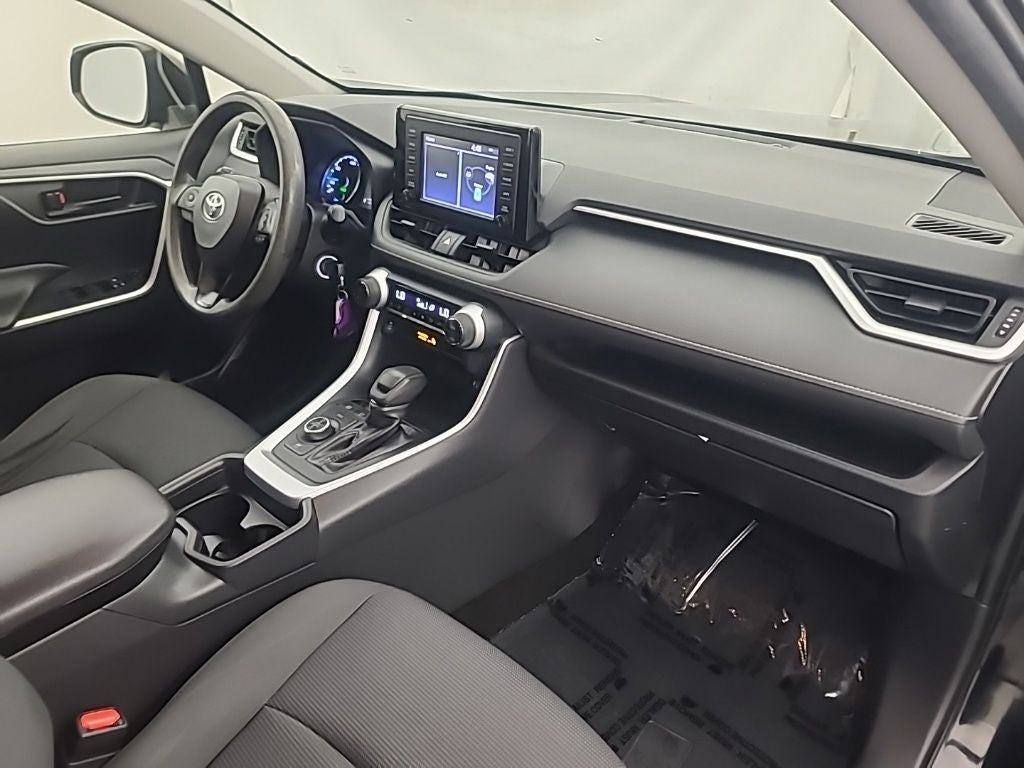 2019 Toyota RAV4 HYBRID LE