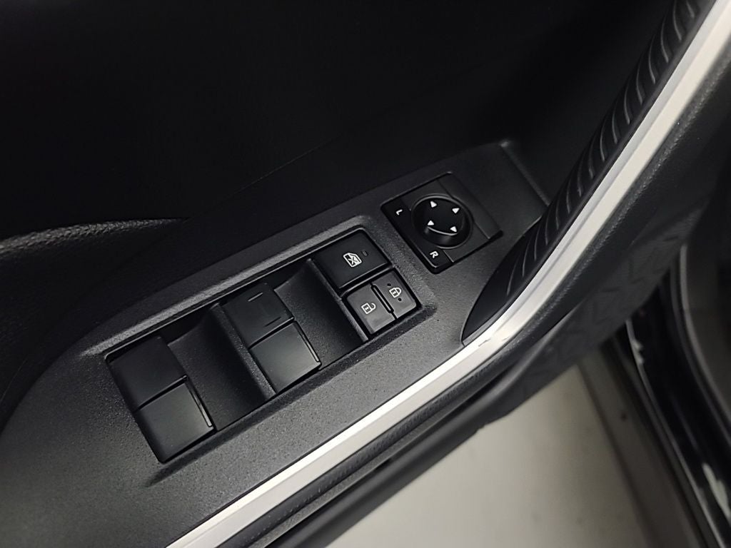 2019 Toyota RAV4 HYBRID LE