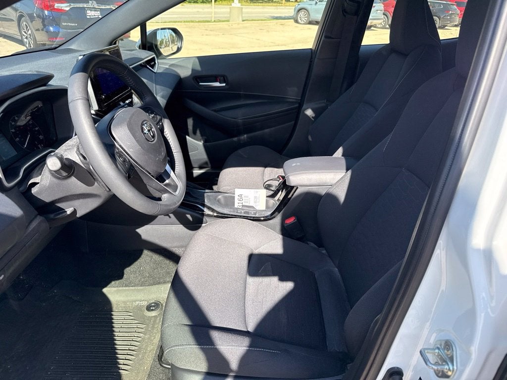 2024 Toyota Corolla Hatchback SE