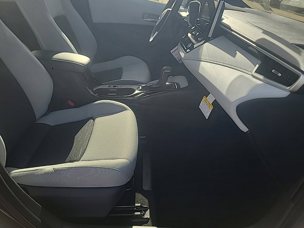 2027 Toyota Corolla Hatchback SE