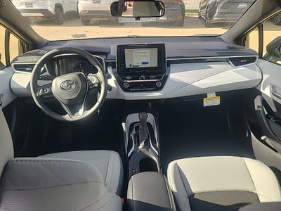 2027 Toyota Corolla Hatchback SE
