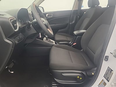 2024 Hyundai Venue SE