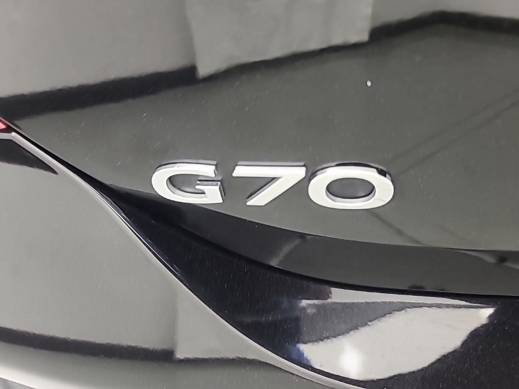 2025 Genesis G70 2.5T