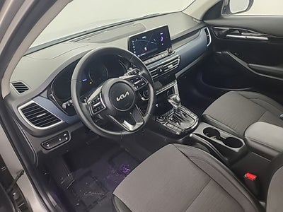 2023 Kia Seltos S