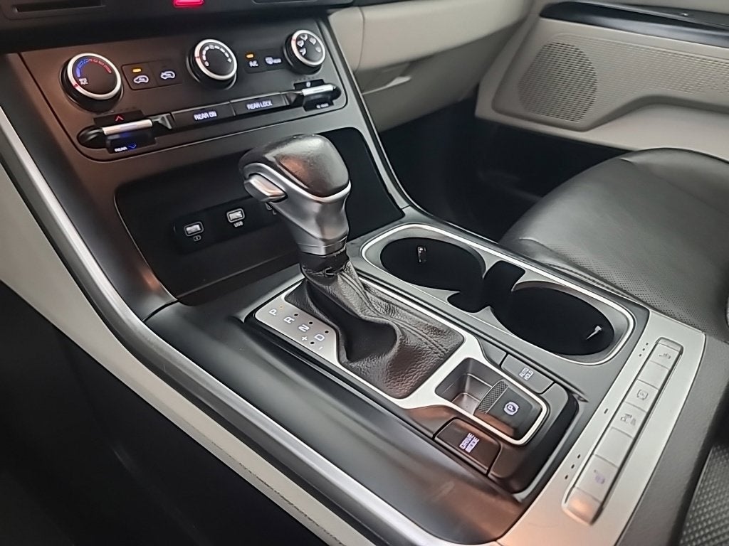 2024 Kia Carnival LX