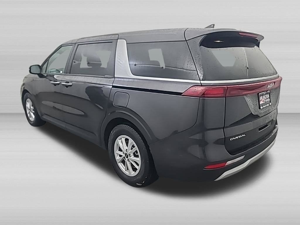 2024 Kia Carnival LX