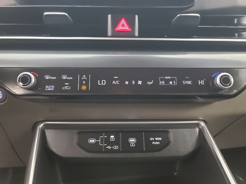 2025 Kia Carnival LXS