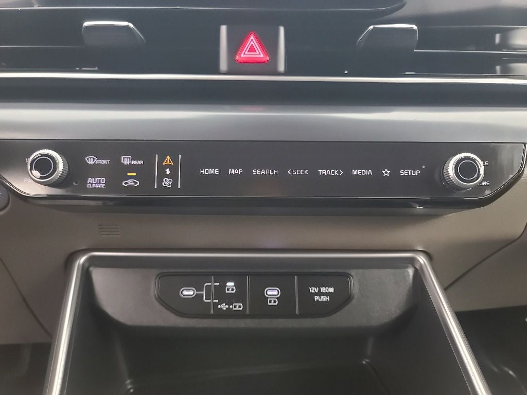 2025 Kia Carnival LXS