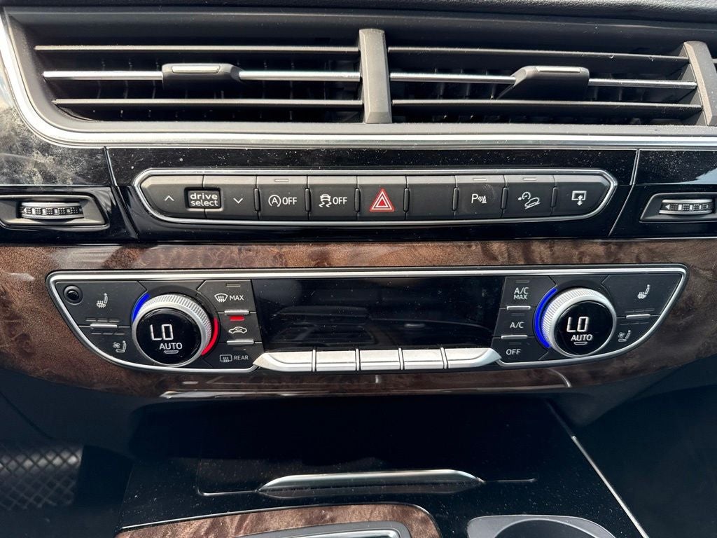 2017 Audi Q7 3.0T Prestige quattro