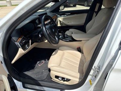 2020 BMW 5 Series 530i