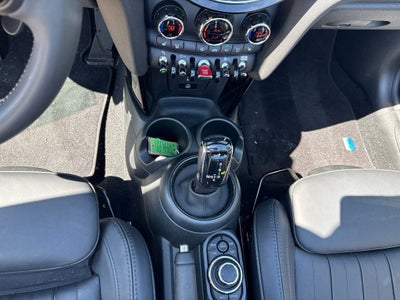 2024 MINI Cooper Convertible Iconic