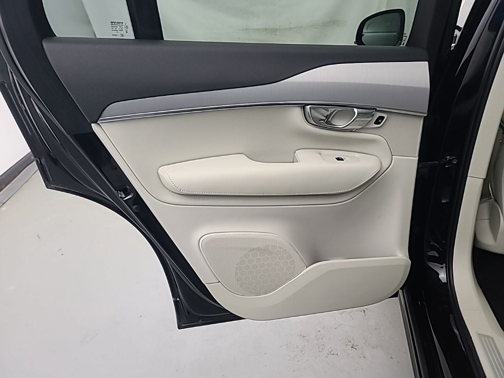 2023 Volvo XC90 B5 Core