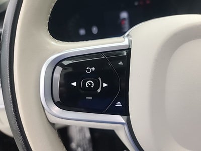 2023 Volvo XC90 B5 Core