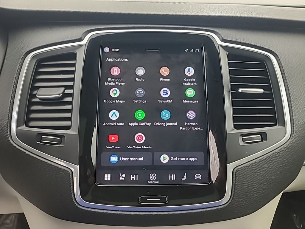 2023 Volvo XC90 B5 Core